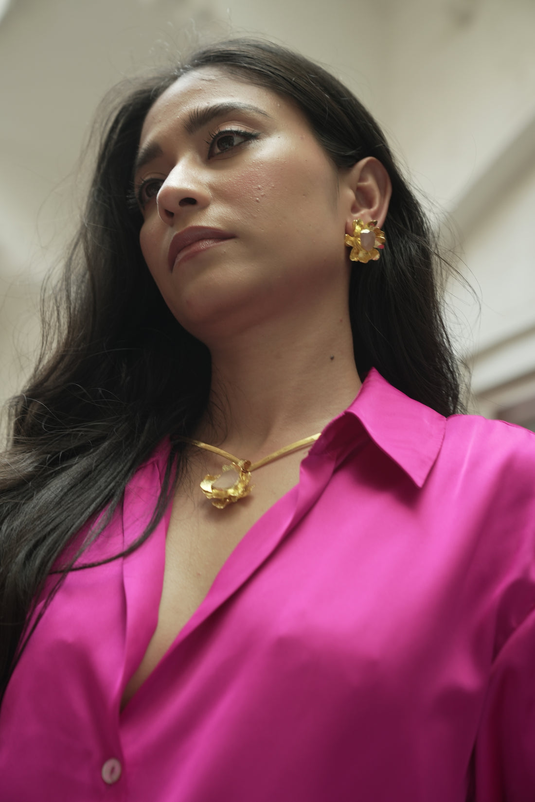 Golden Blossom Pendant with Heart-Shaped Hasli